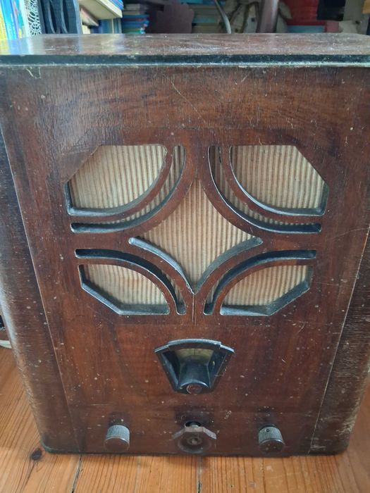 Rádio antigo anos 30