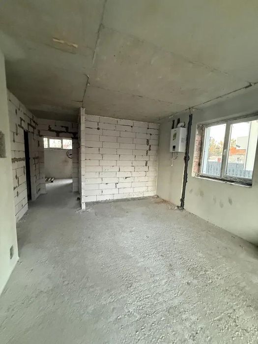 Котедж з ділянкою 3 сотки вул.Сірка 41А, с Зимна Вода