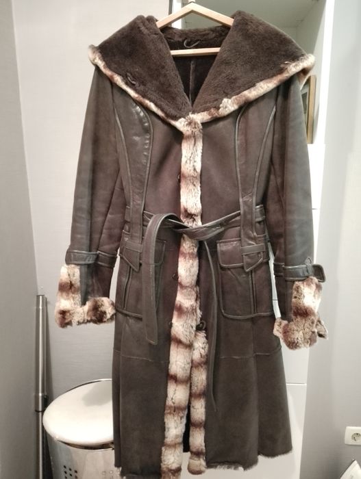 Дубленка жіноча в гарному стані