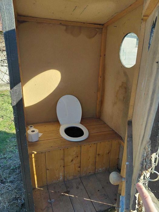 Kibel, wychodek toaleta budowlana WC na budowę