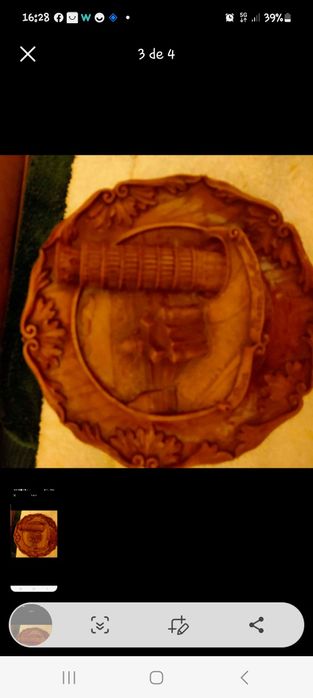 Estatuetas e pratos decorativos