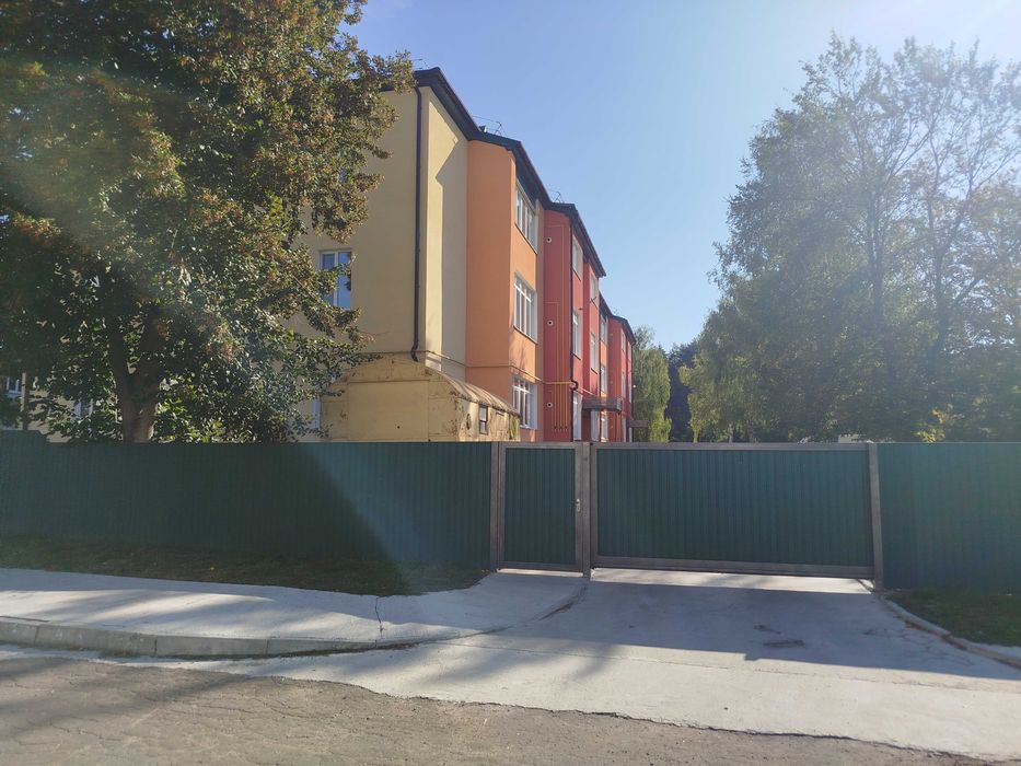 2 кімнатна квартира по вул. Прилуцькій