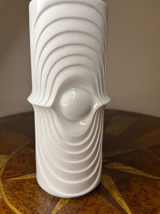 Porcelanowy wazon KPM Royal Porzellan Bawaria. Niemcy