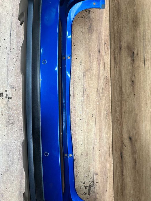 Zderzak tylny Dacia Duster 4x pdc kolor teb53