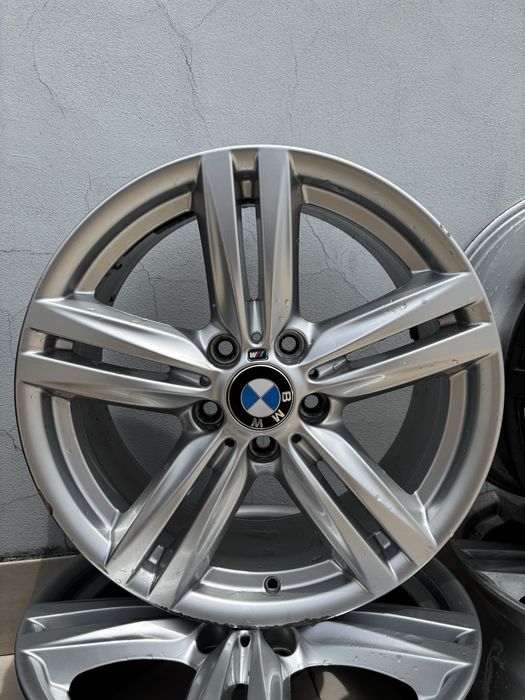 Jantes 18 5x120 Original BMW 1er F20/F21 2er F22/F23 COM DOIS PNEUS HANKOOK