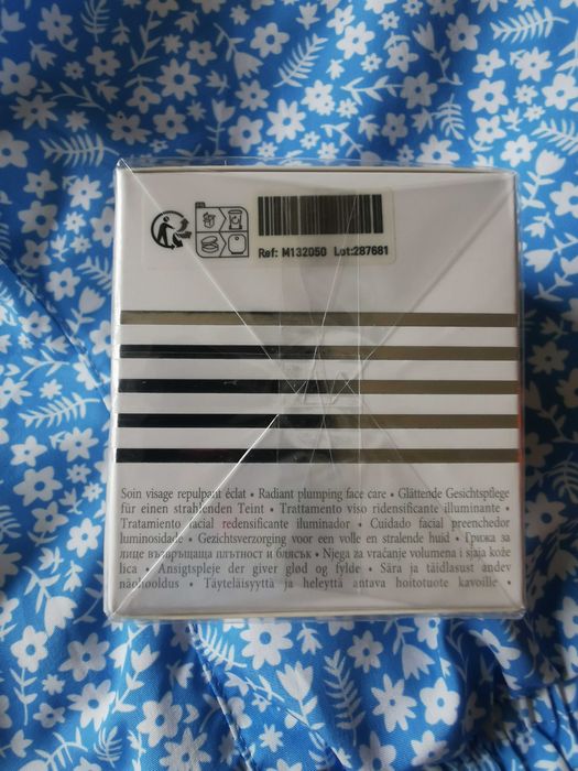 Baume-en-eau a la Rose Noite Sisley