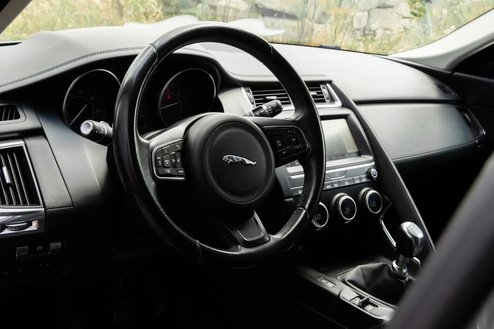 Jaguar E-Pace 2.0 i4D SE516488044154071046