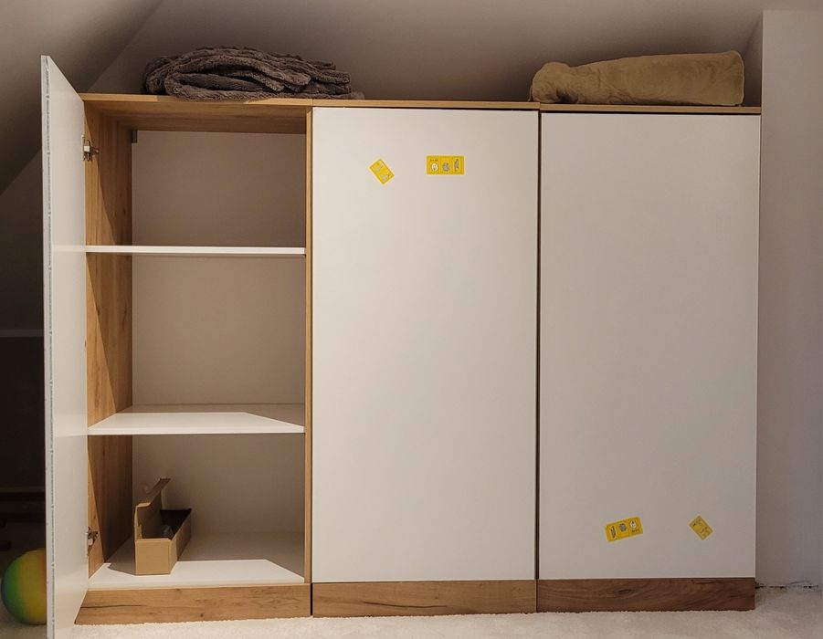 Zestaw szafek wiszących