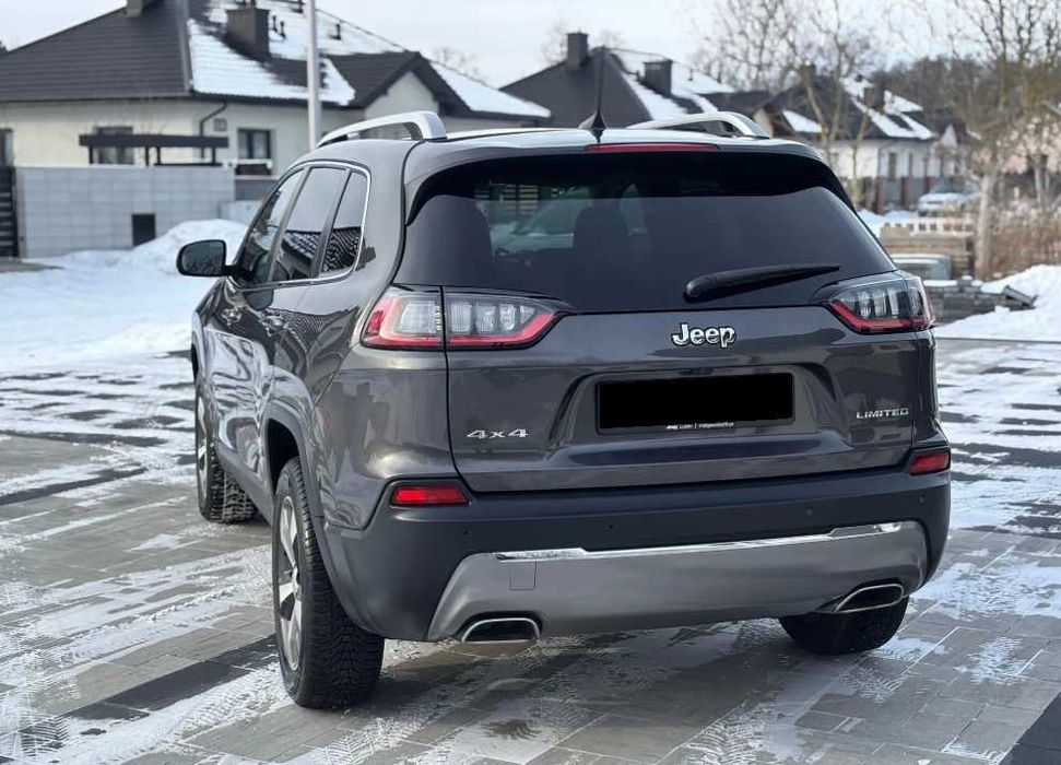 Jeep Cherokee 2019 року