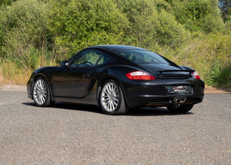 Porsche Cayman 2.7