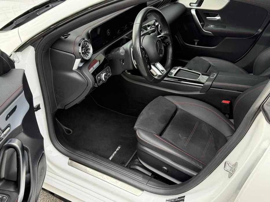 Mercedes-Benz CLA 35 AMG