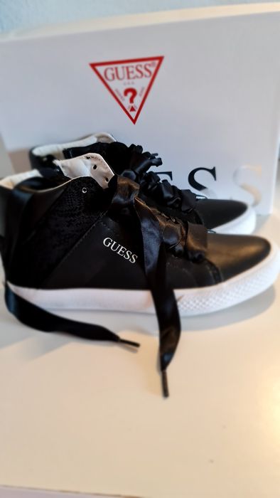 Ténis bota Guess 35