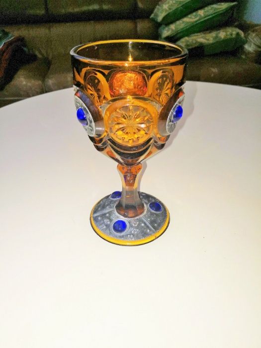 Copo em vidro e estanho muito bonito