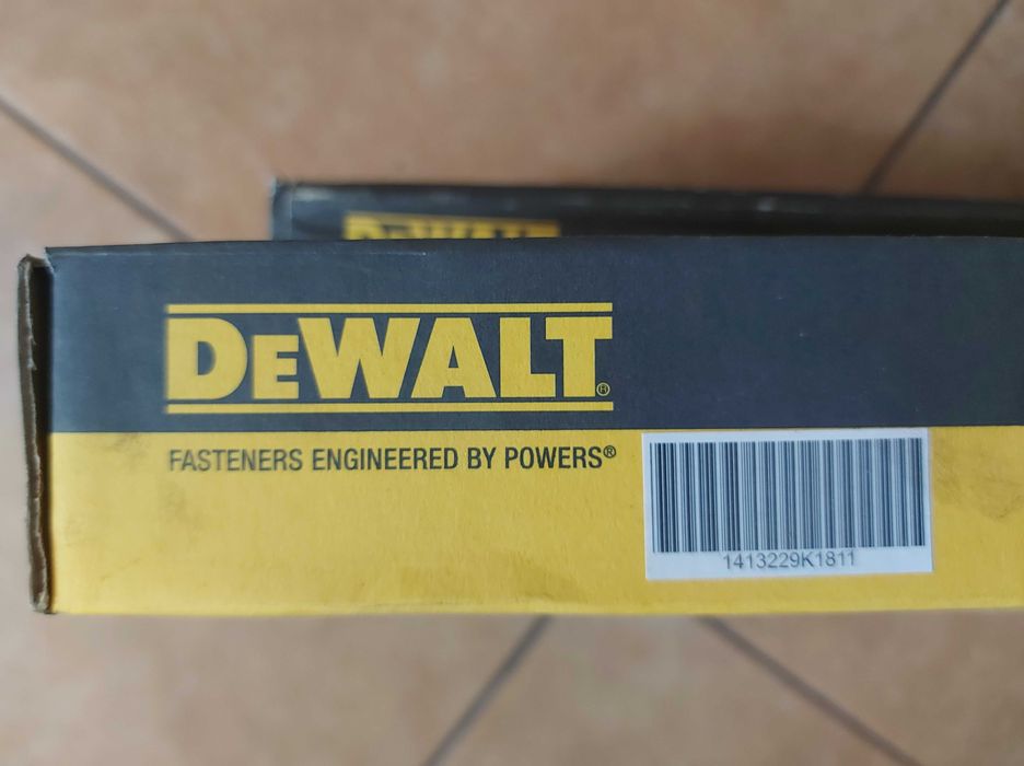 Шурупы DeWALT в лентах DWF4000250 3,5*25mm под гипсокартон