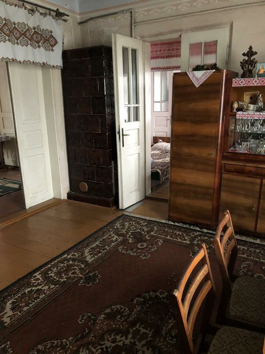 Продаж  житлового будинку з літньою кухнею