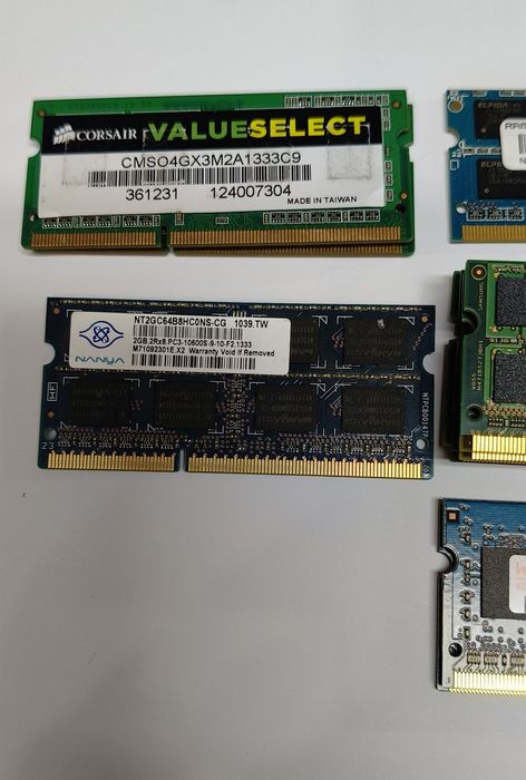 Оперативна пам'ять для ноутбуків та ПК DDR3; DDR2