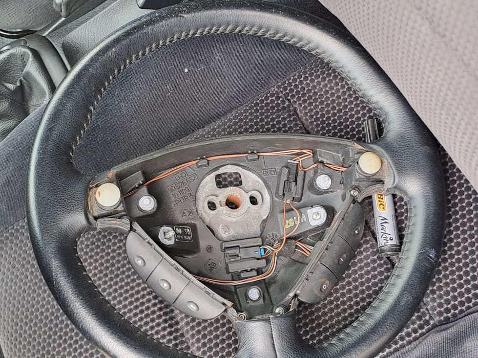 Volante Opel (Zafira, Astra, Corsa) bom estado