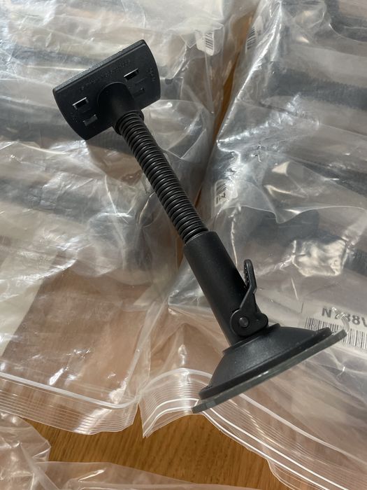 Przyssawka do nawigacji gps ramię wysięgnik