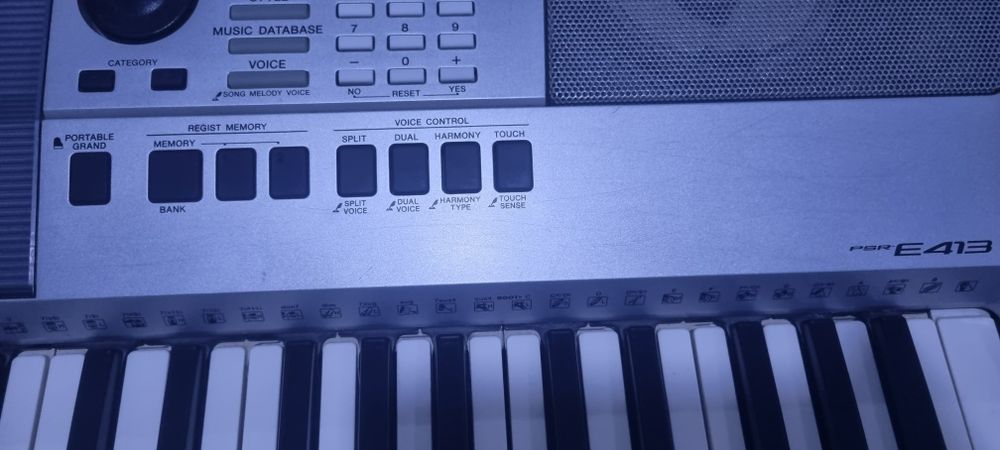 Синтезатор YAMAHA E413