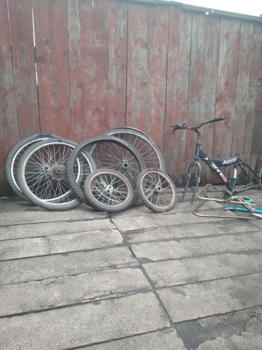 Велозапчасти колеса рама