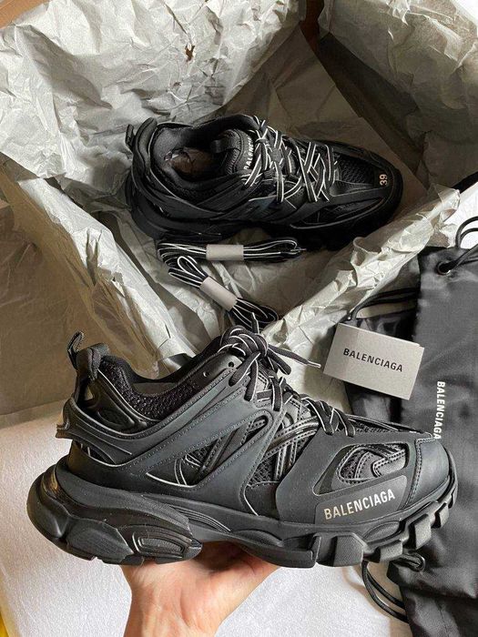 Женские кроссовки Balenciaga Track "Mono-Black" Размеры 36-40