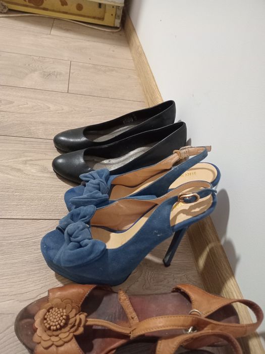 Взуття жіноче обувь женская