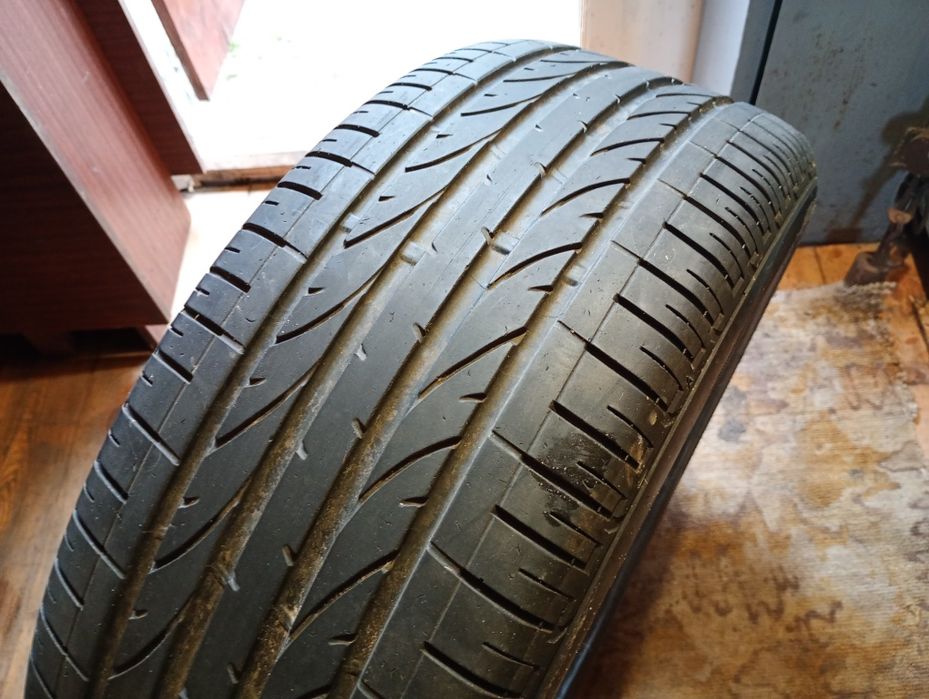 Продам резину Bridgestone 235/55 r18