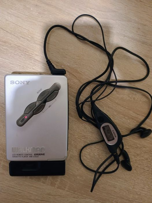 касетний плеєр sony walkman wm-ex600