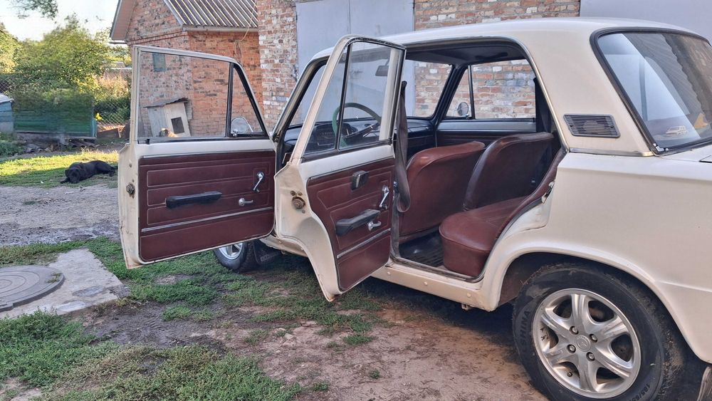 Автомобіль ВАЗ 2101
