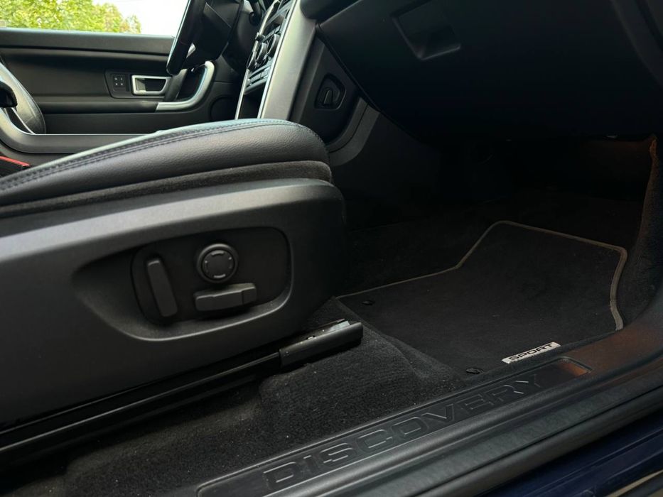 Ленд ровер дискавери спорт