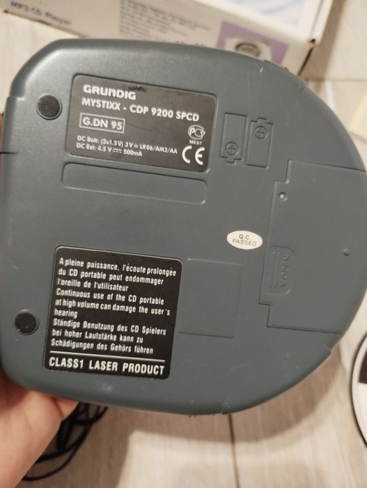 Discman odtwarzacz CD Grundig MP3 CD player

CDP 9200