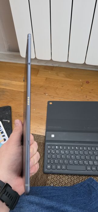 Tablet Samsung Galaxy Tab S5E T725 LTE  +  dodatki