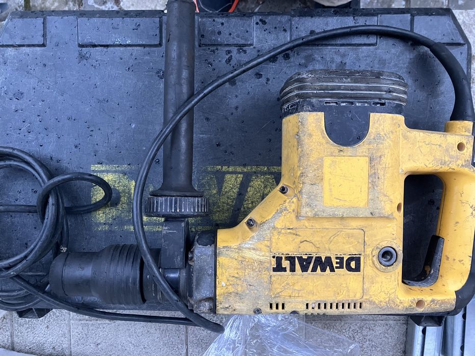 Перфоратор відбійний молоток DeWalt sdsmax