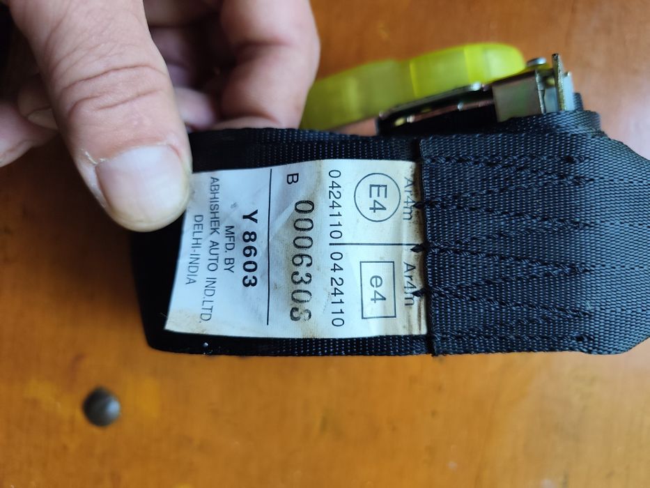Продам ремни безопасности