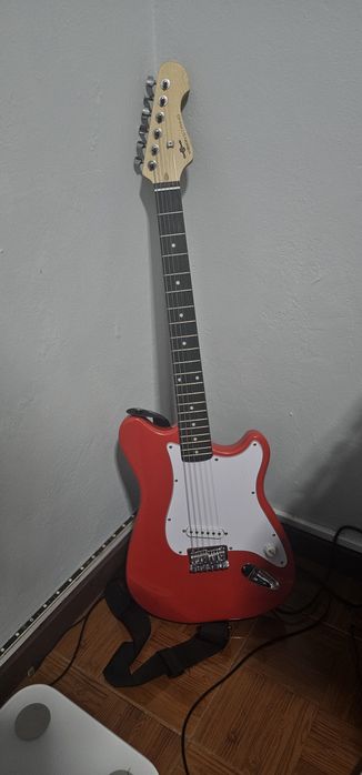 Pack de Guitarra eletrica + amp + acessorios