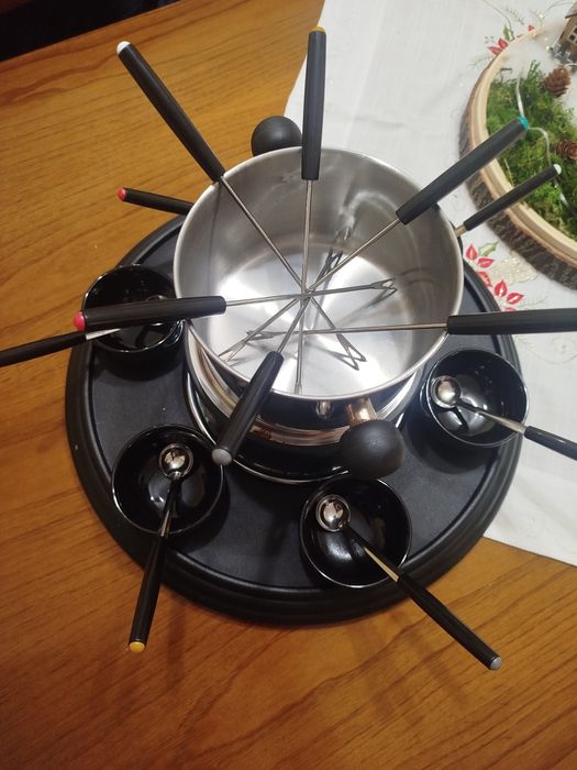 Vendo fondue novo