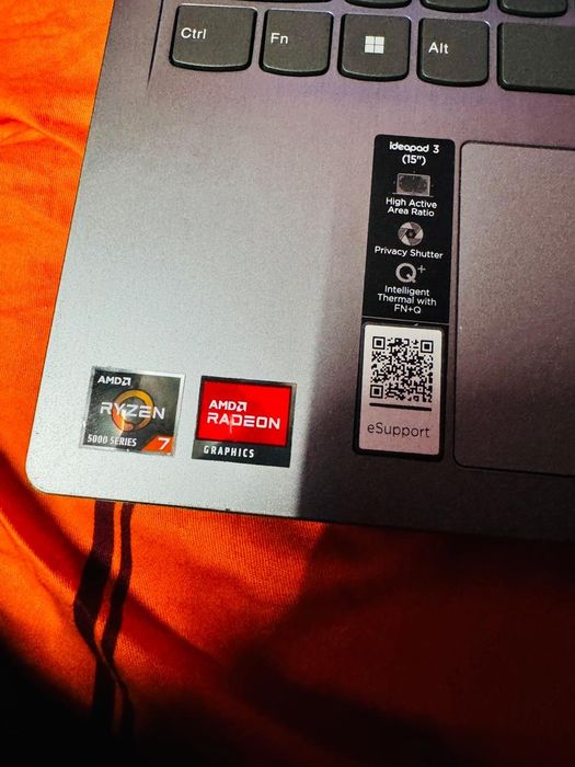 LENOVO IdeaPad 3 15ALC6 (15.6'' - AMD Ryzen 7 5700U - RAM: 8 GB - 512