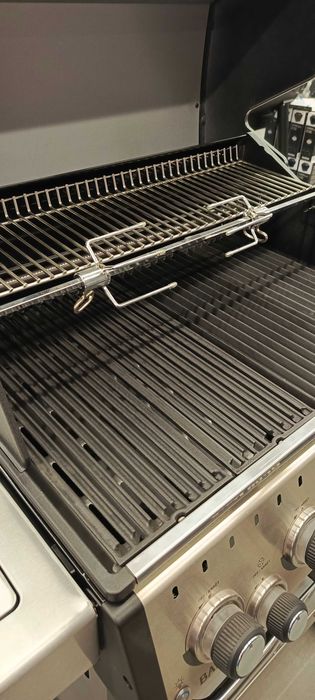 Grill gazowy Broil King Baron 490