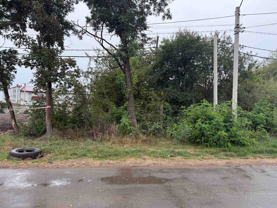 Продаю земельну ділянку комерційного призначення 20 сот.  вул. Юності