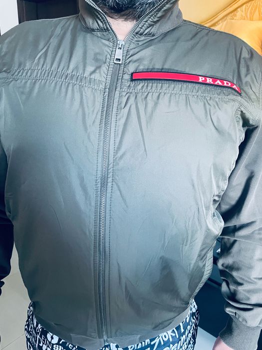 Sprzedam bomberke Prady, z kodem QR, stan b.dobry