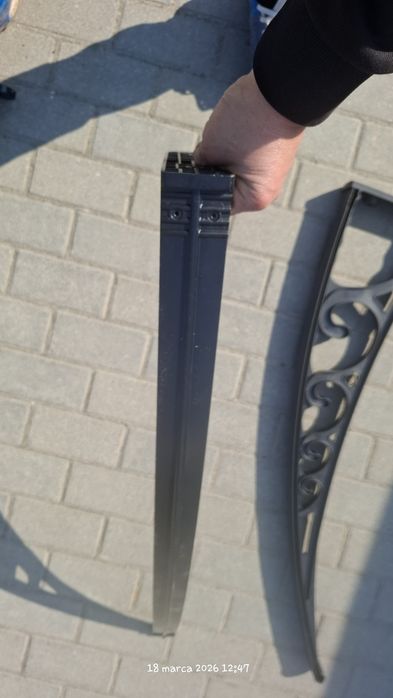 Stelaż daszka wejście ddom uo, balkon, altana,