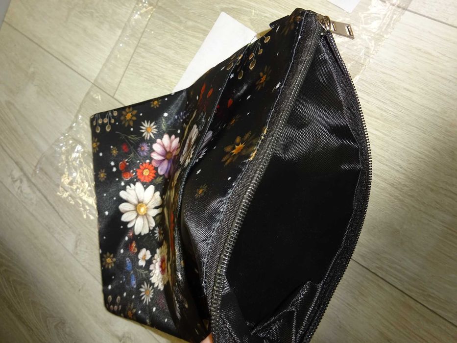 Torebka na książkę etui pokrowiec kwiaty