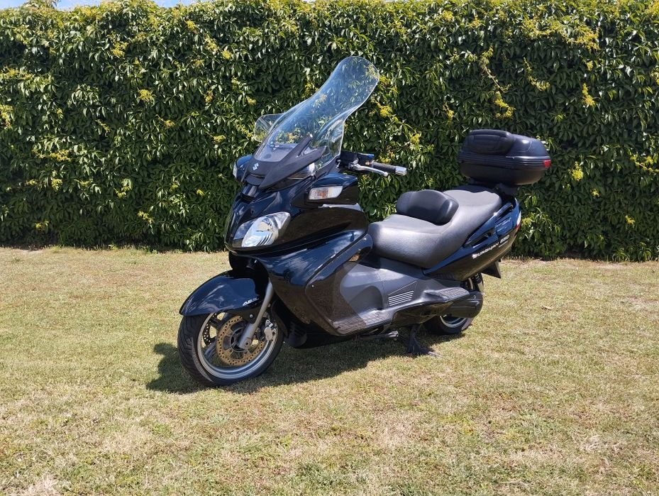 Suzuki Burgman 650 Executive em excelente estado