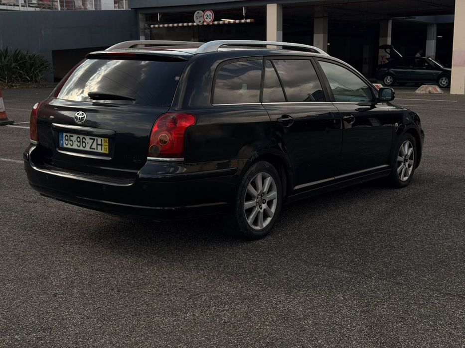 Toyota Avensis D4D 2.0 2004