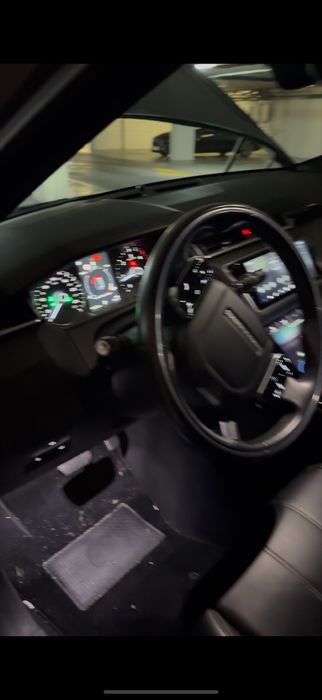 Viatura Land Rover Velar