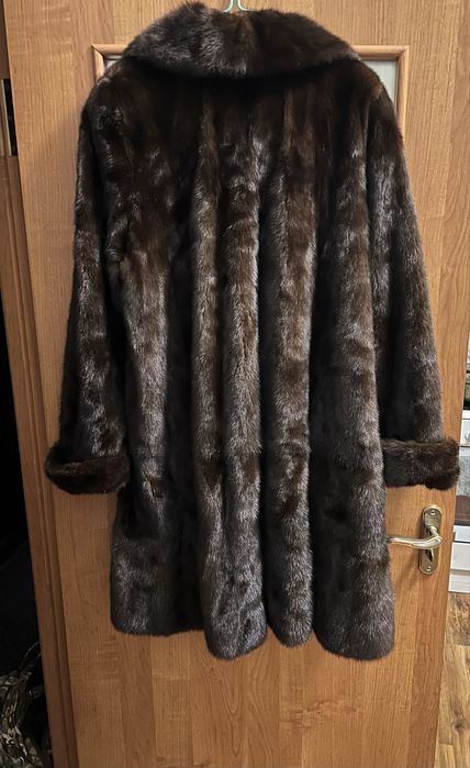 Шикарна Італія ,шубка - манто , колекціна норочка , XXL довжина 105 см