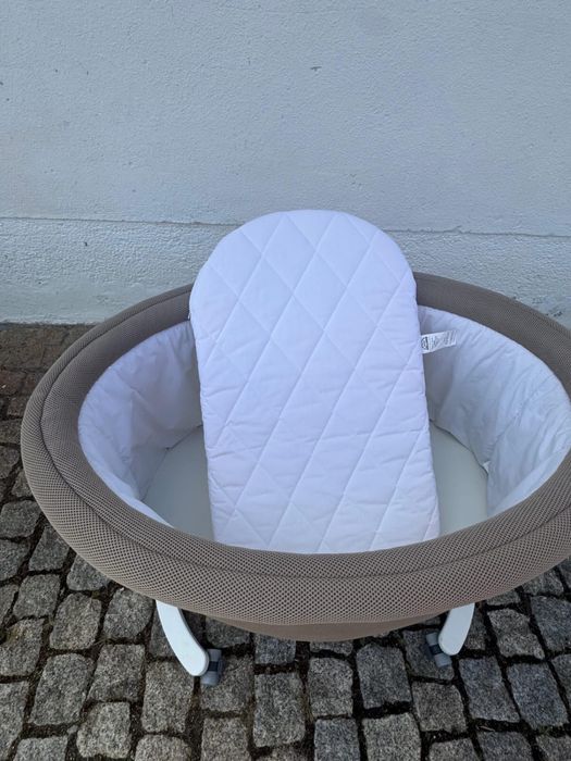 Berço evolutivo Micuna Smart (com rodas)/ colchão novo (nunca usado)