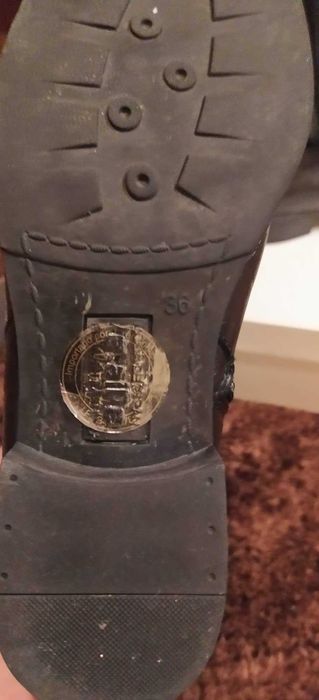 Ofereço envio Bota Cavaleiro Preta -