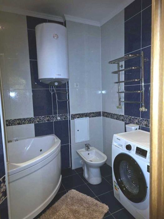 Терміново простора 2-кімнатну квартиру 81,5 м² з ремонтом та меблями
