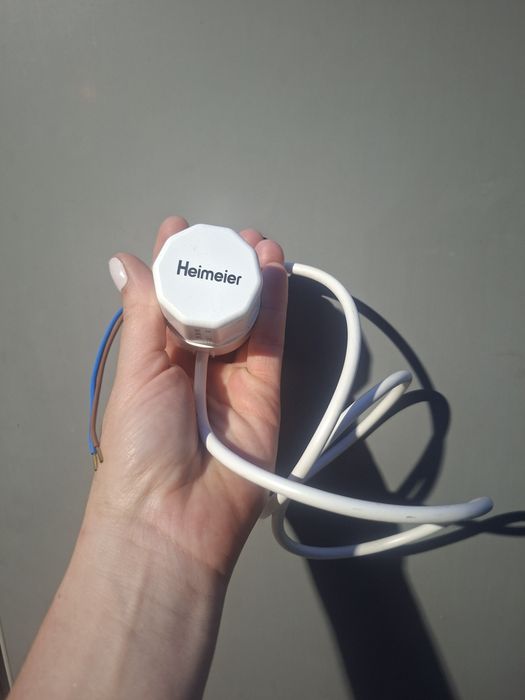 Nowy# Siłownik termoelektryczny Heimeier EMO T